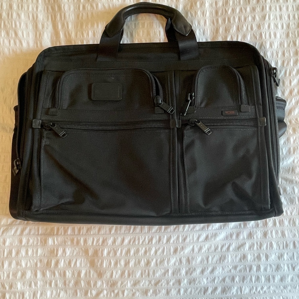 Tumi computer bag with shoulder strap